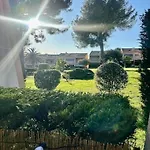 Helene 200m Plage, Piscine Et Terrain De Tennis * Le Pradet